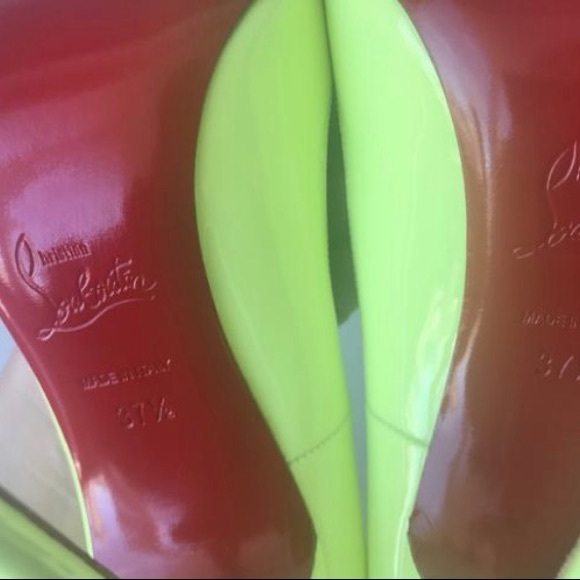 🚫SOLD🚫 Christian Louboutins - Picture 7 of 8